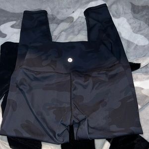 Wunder Under High-Rise Tight 28" Full-On Luxtreme Camo Lululemon leggings